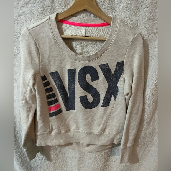 VSX Sport- Victorias Secret. beautiful cut, and style! Size XS, great fabric! - Picture 1 of 4
